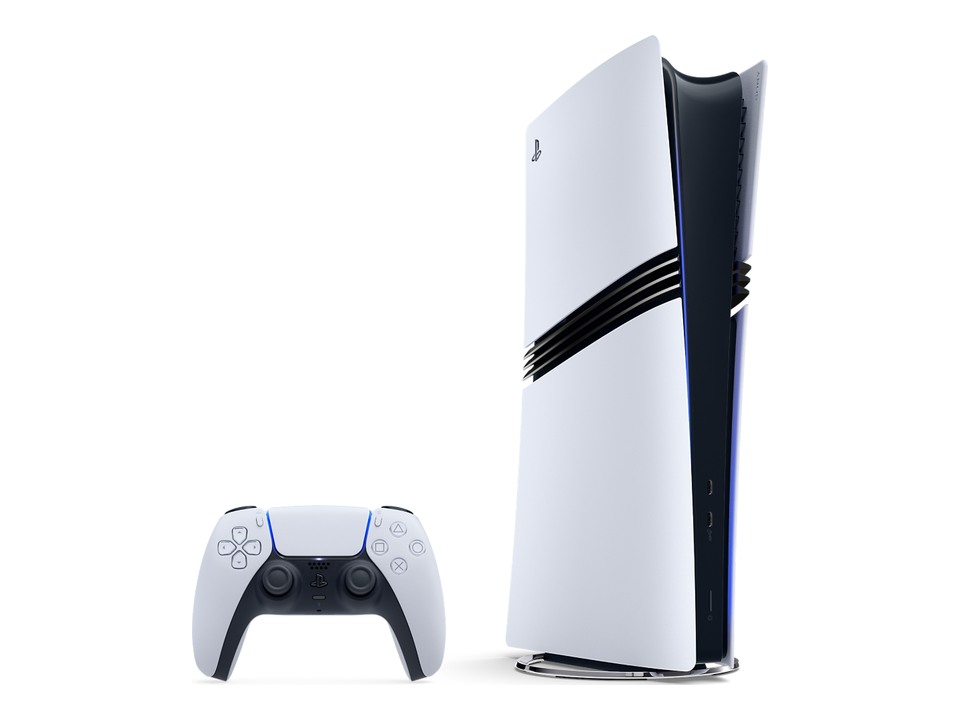 PlayStation 5 Pro mit DualSense-Controller – offizielle Produktansicht